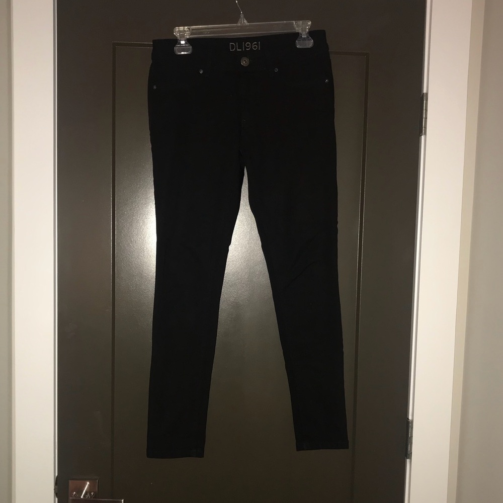 Black skinny jeans